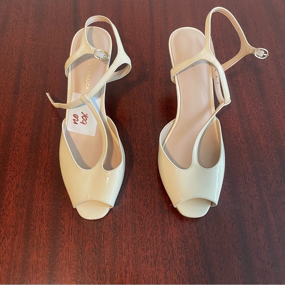 NWOT Tuckernuck Pearl Patent Sterling Tan Beige T Strap Heels - Picture 6 of 9